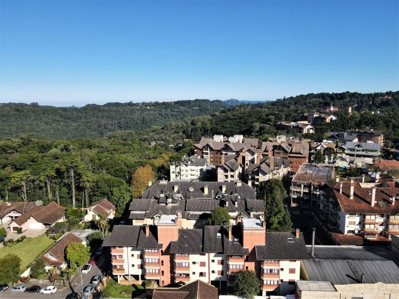 2 500mts Da Rua Coberta Maximo Massotti * Gramado